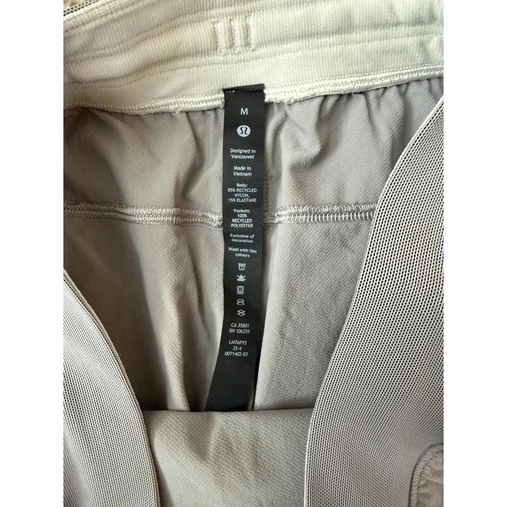 lululemon athletica Men's Light Gray Athletic Shorts
